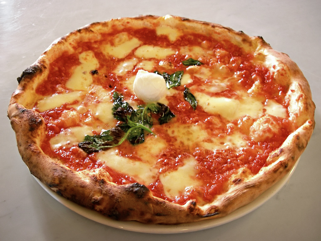 Pizza Capricioza